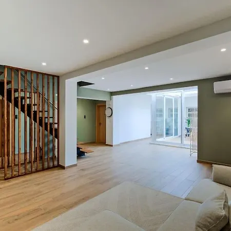 Apartment Lovely Studio, Fully Equipped & Near Subway N7 Lisbon