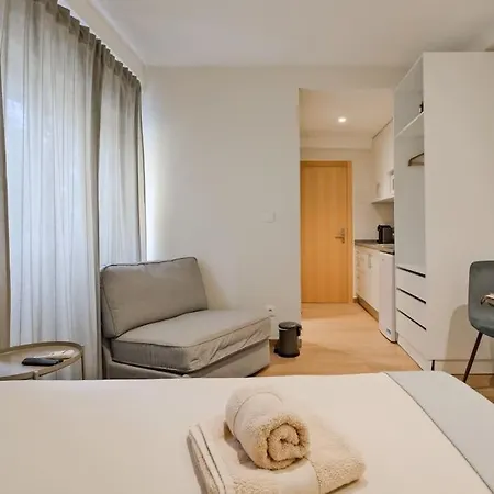 Lovely Studio, Fully Equipped & Near Subway N7 Lissabon