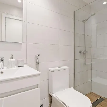 Lovely Studio, Fully Equipped & Near Subway N7 Appartement