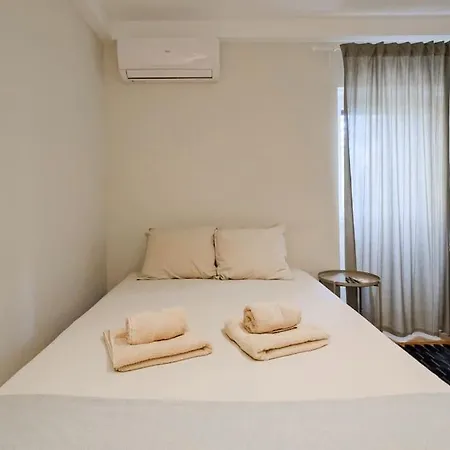 Διαμέρισμα Lovely Studio, Fully Equipped & Near Subway N7 Lisboa